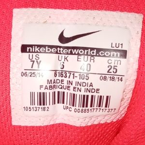 Fairly new Nike Force womens size 7y